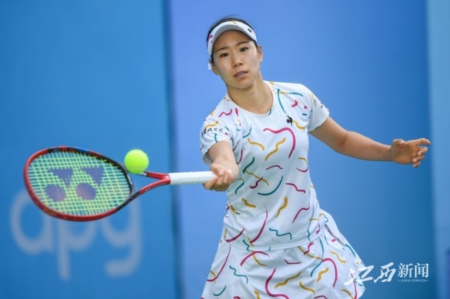 眼神坚定 眼神坚定