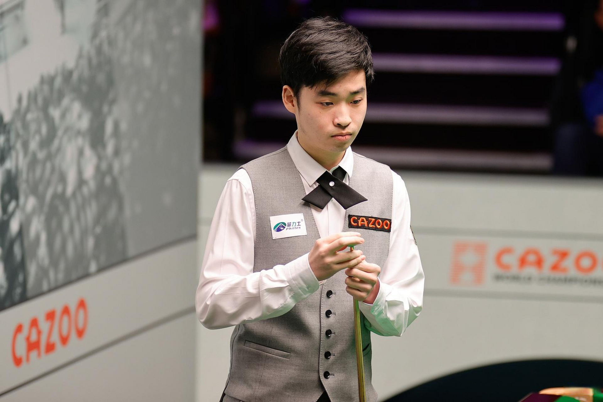 呈的一个缩 呈的一个缩