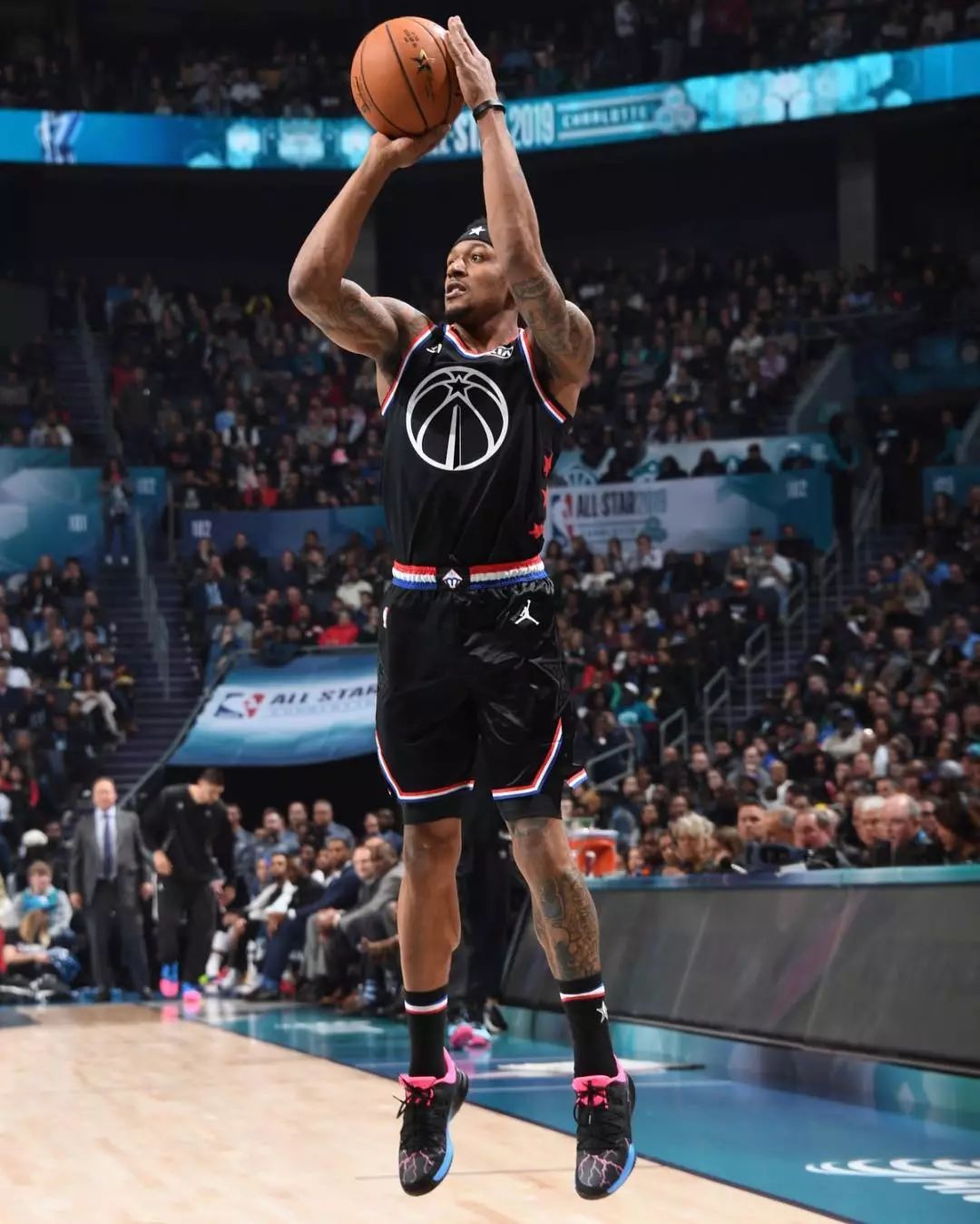 折现率下降 折现率下降